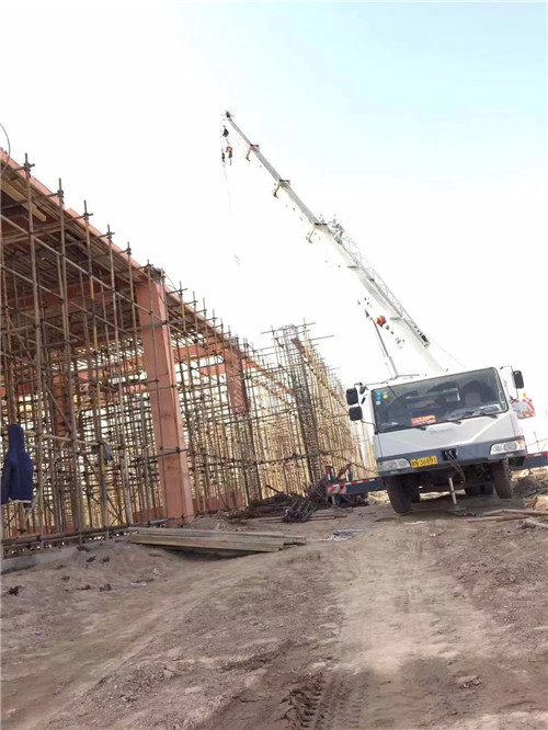 云州区吊车作业的安全注意事项有哪些？